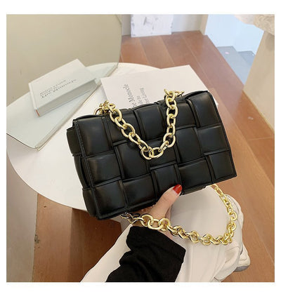 Small rhombus all-match stylish messenger bag