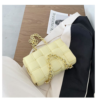 Small rhombus all-match stylish messenger bag