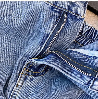 Plus size women's spring and autumn casual jeans classic design black blue washed denim fabric comfortable and versatile