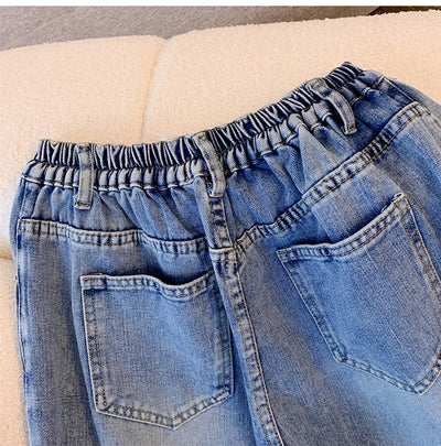 Plus size women's spring and autumn casual jeans classic design black blue washed denim fabric comfortable and versatile