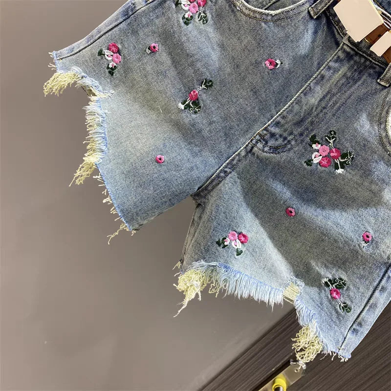 Plus Size Women Jean Zipper Embroide Jean Pant Female Fashion Denim Trousers Lady Sexy Club Outfits 2025 Summer Short Pants