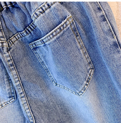 Plus size women's spring and autumn casual jeans classic design black blue washed denim fabric comfortable and versatile